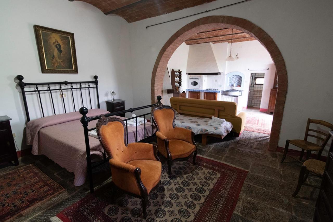 Agriturismo La Fontaccia Монтияно Экстерьер фото