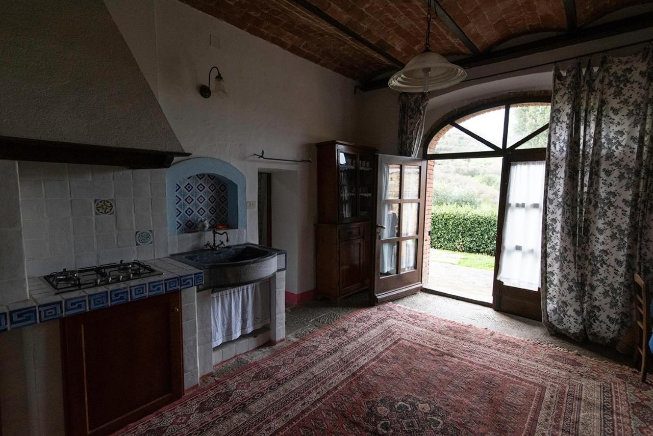 Agriturismo La Fontaccia Монтияно Экстерьер фото