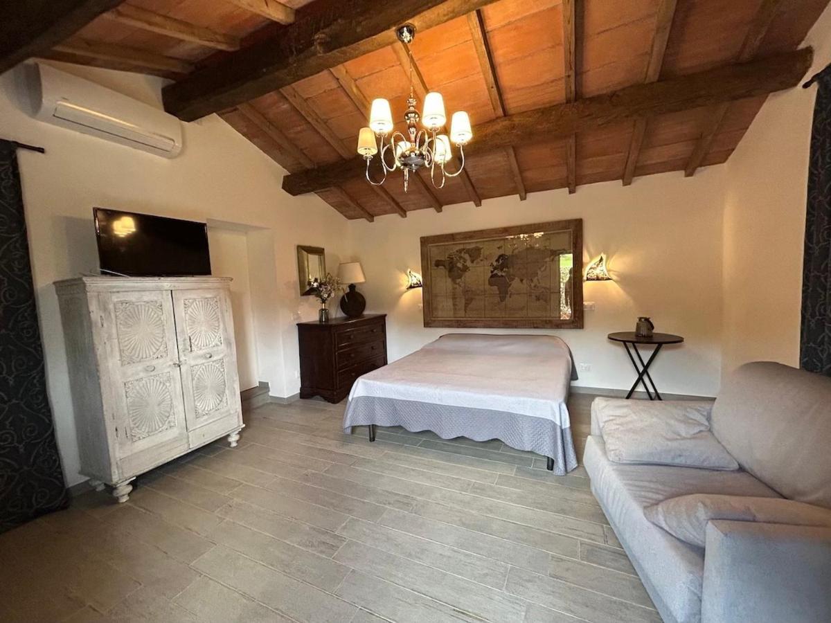 Agriturismo La Fontaccia Монтияно Экстерьер фото