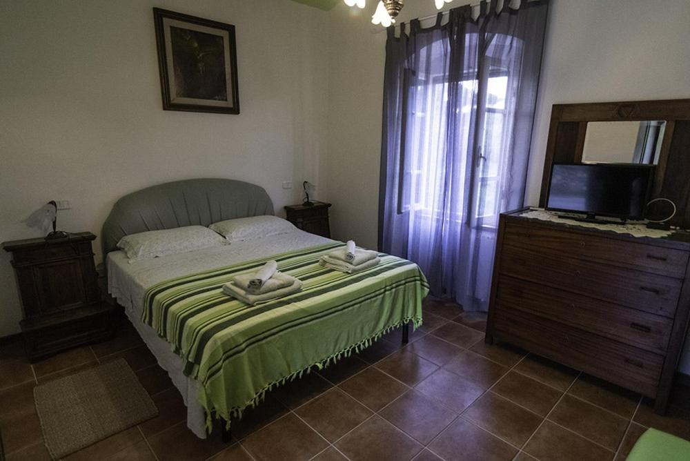 Agriturismo La Fontaccia Монтияно Экстерьер фото
