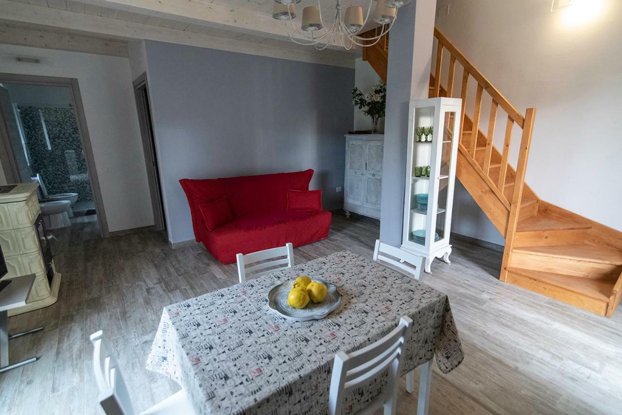 Agriturismo La Fontaccia Монтияно Экстерьер фото